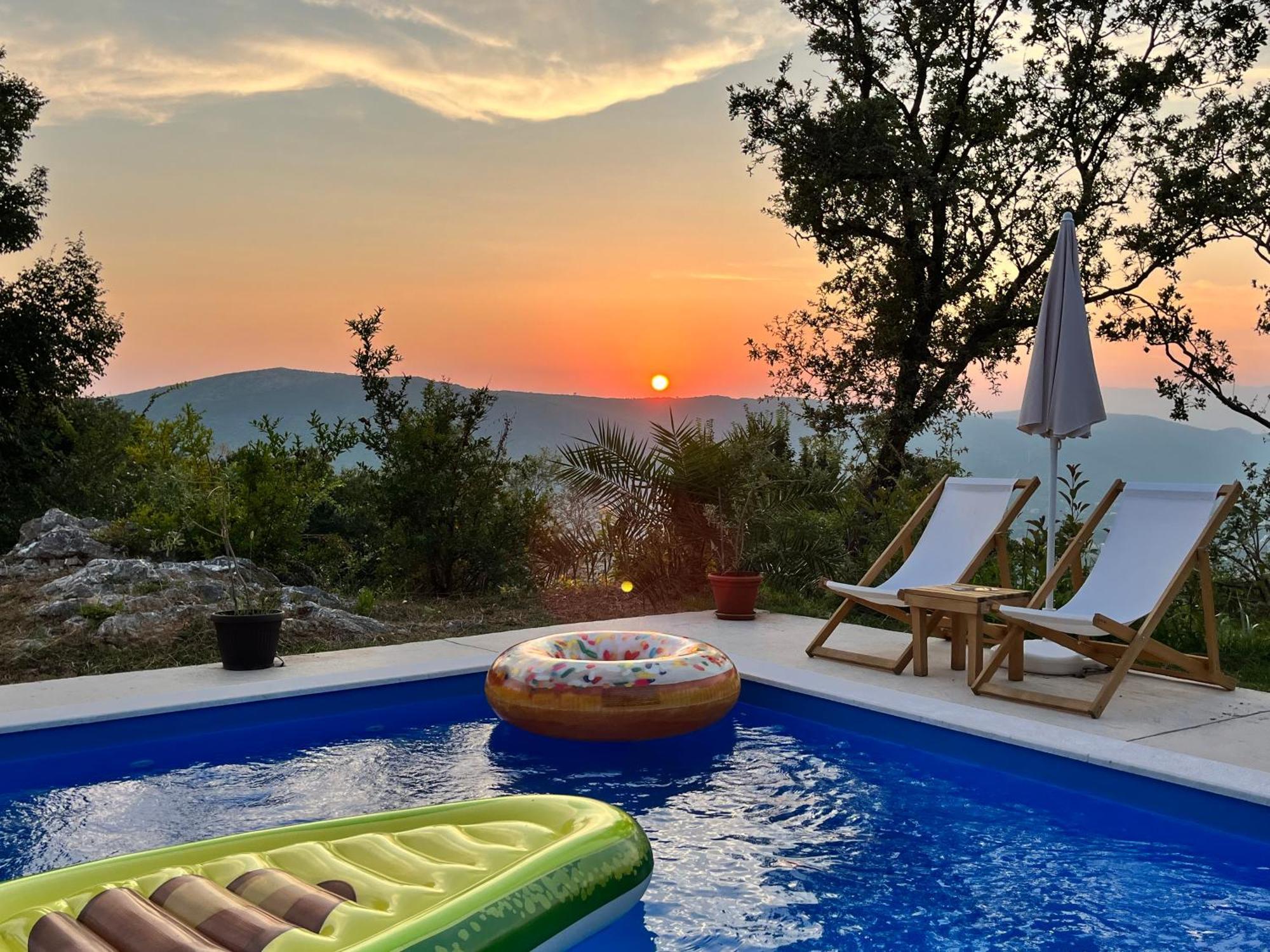 Guesthouse P&A Budva Exterior photo